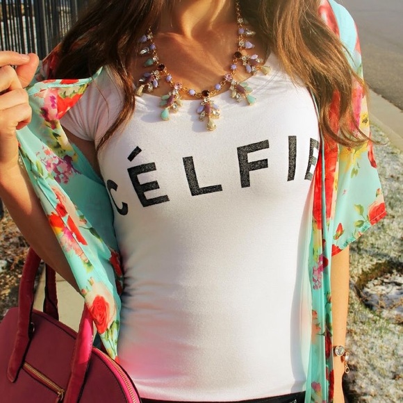 Tops - Graphic "Celfie" Tee Shirt
